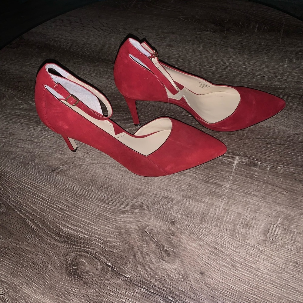 Ladies Pump